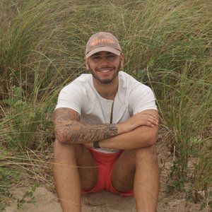 Meet your Posher, Dontae